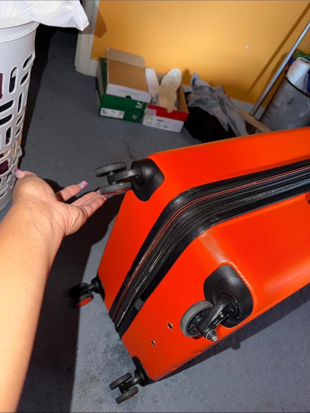 Bright Orange 30” Hard-Shell Spinner Suitcase - Picture 9 of 11